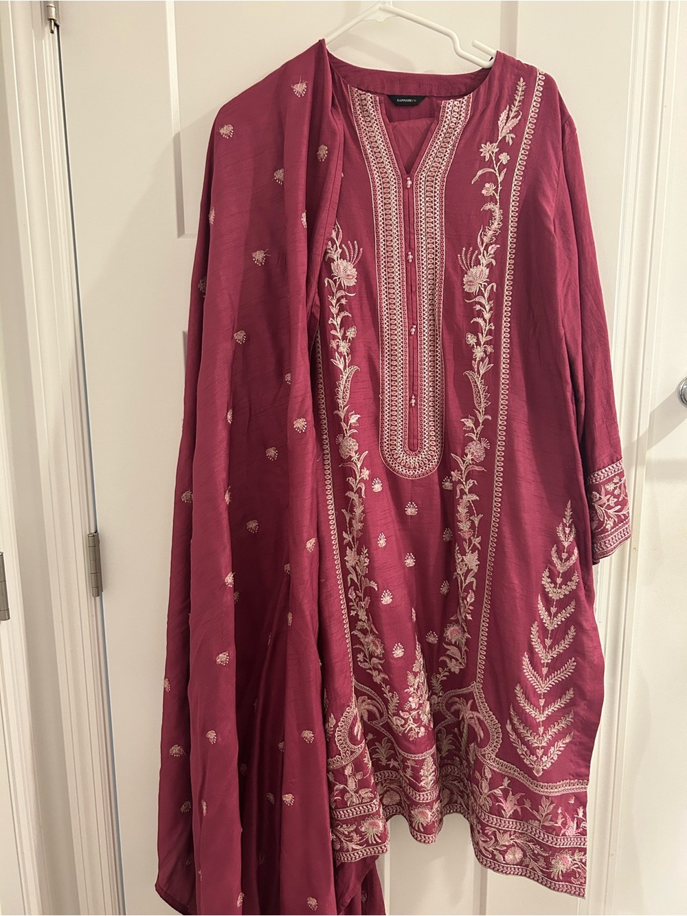 Embroidered,fancy, party wear, raw silk shalwar kameez, dupatta. Sapphire brand